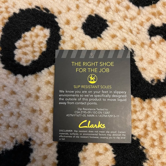 Brand new Clark’s slip Resistant black slides - Picture 13 of 16